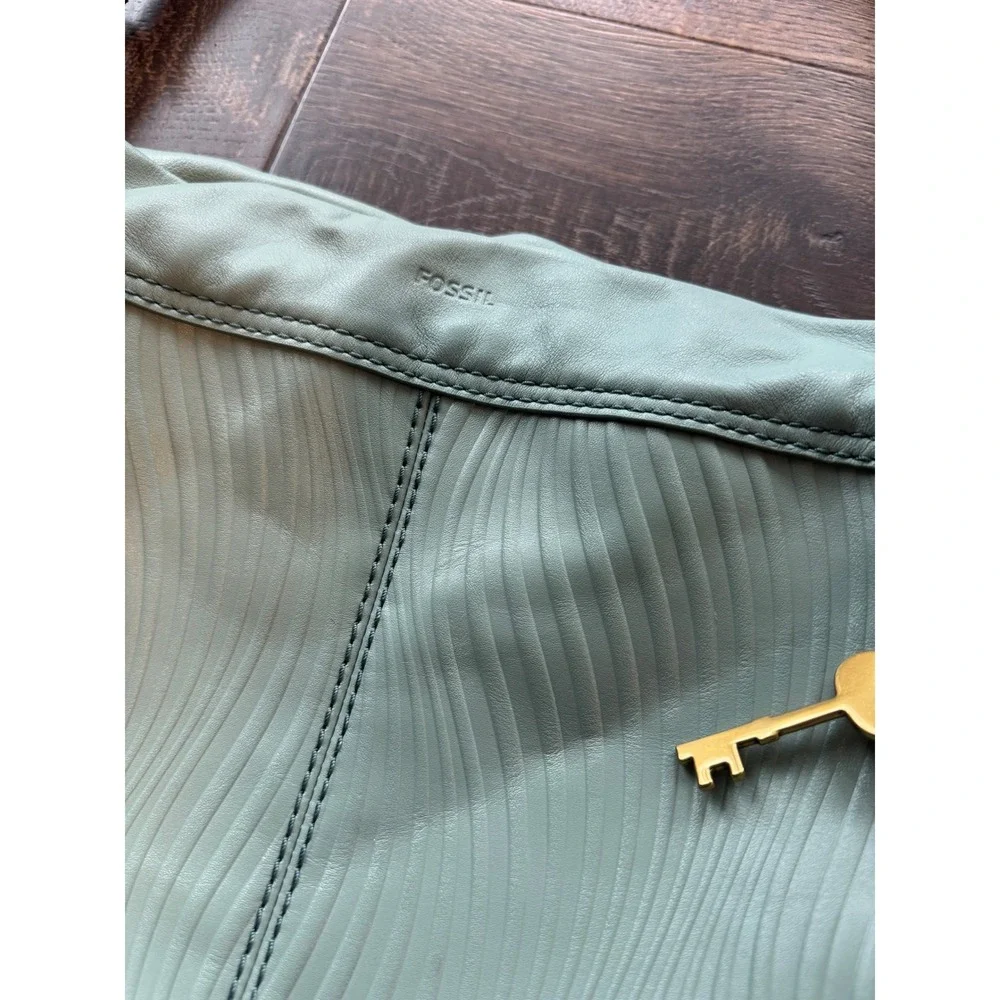 Fossil gigi leather